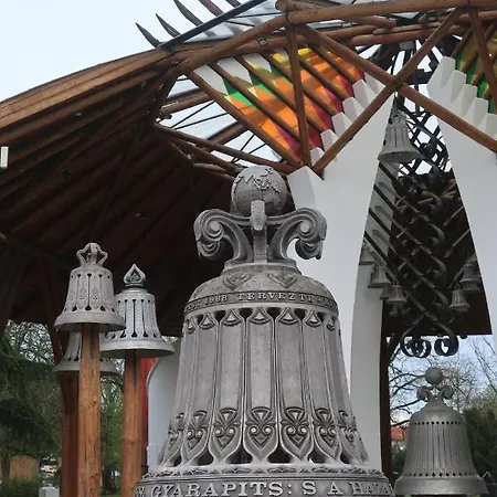 公寓 Uedueloszallo